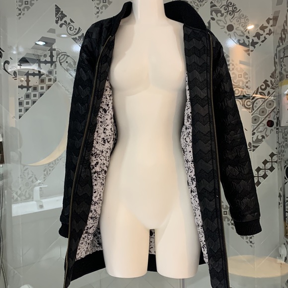 💲2️⃣5️⃣🎉HP🎉Anthropologie Numph Chevron Pattern Maxi Lengh Bomber Jacket - Picture 2 of 13